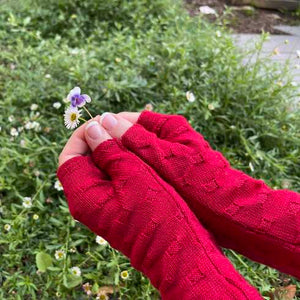 Merino Wool Gloves - Red Textured